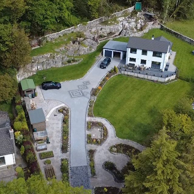 Bespoke block paved driveway and landscaped garden